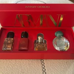 Armani perfumes minis